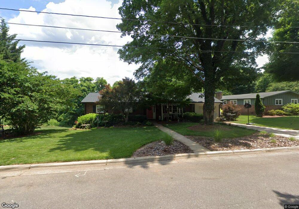 719 Georgia Ave, Statesville, NC 28677 - photo 1