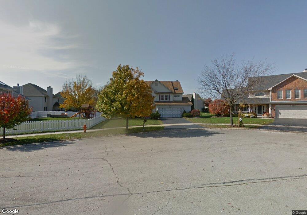 4811 Daggets Ct, Naperville, IL 60564 - photo 1