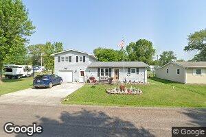 313 W Home St, Vandalia, MO 63382