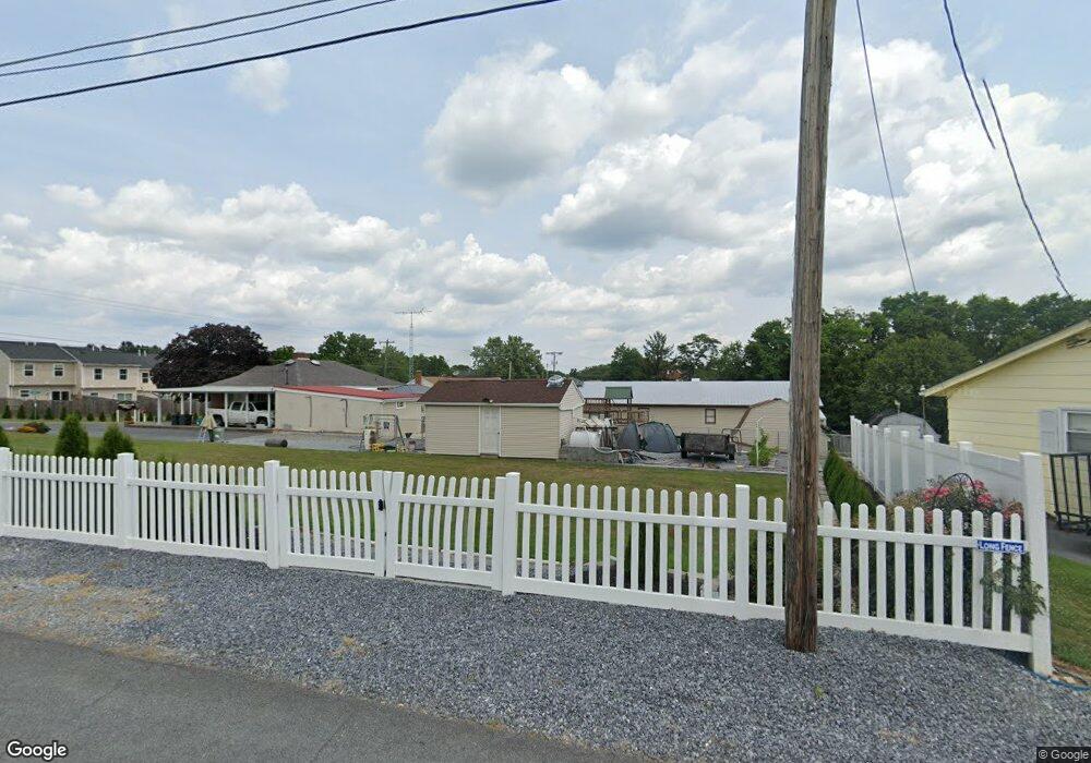 756 Jenny Wren Dr, Martinsburg, WV 25404 - photo 1