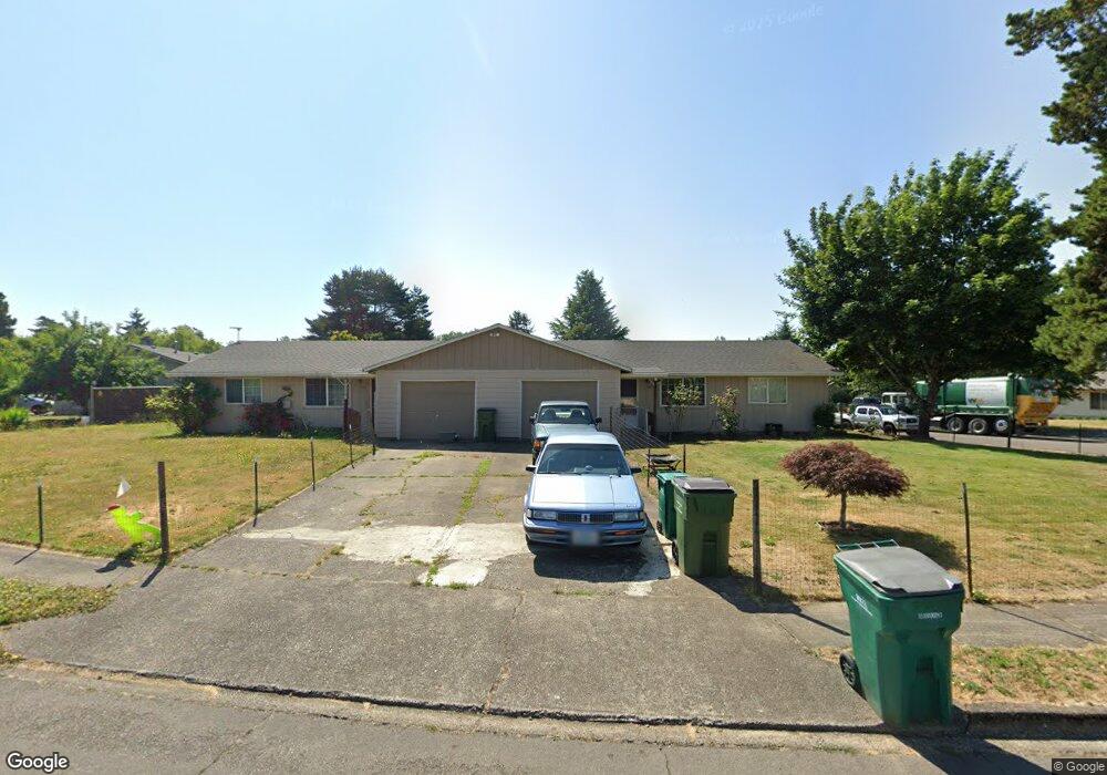 218 Charles Ct, Newberg, OR 97132 - photo 1