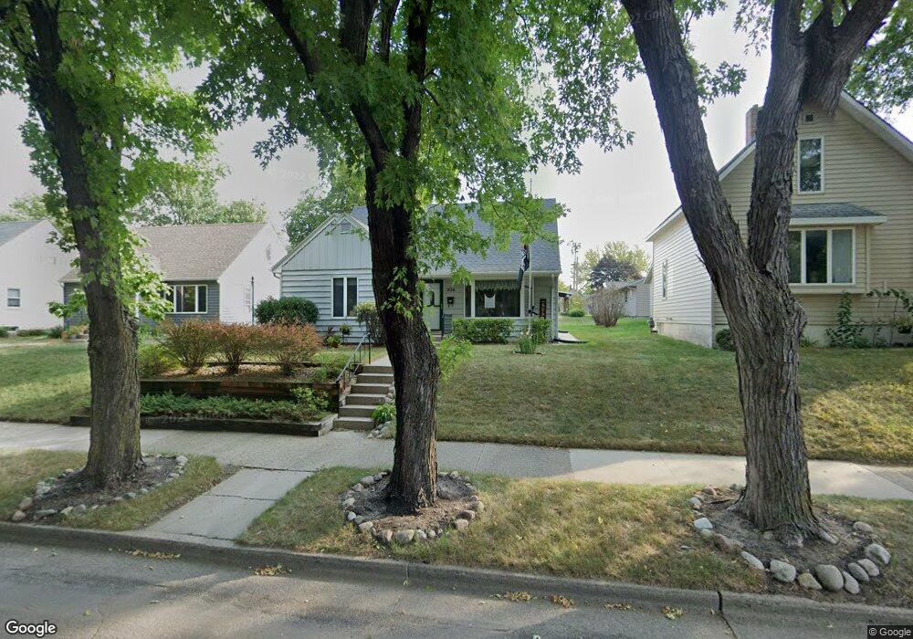 906 N Payne St, New Ulm, MN 56073 - photo 1