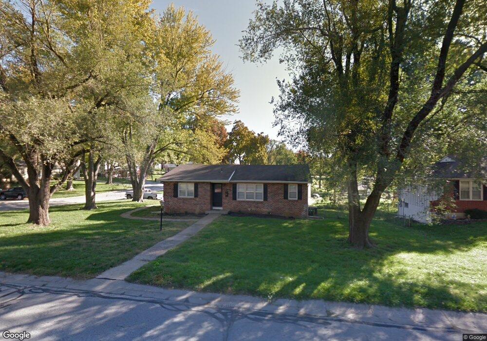 5429 Switzer Rd, Shawnee, KS 66203 - photo 1