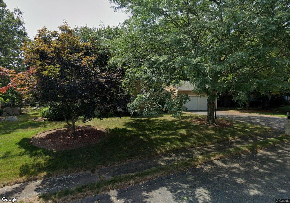 44 Essex Heights Dr, Weymouth, MA 02188 - photo 1