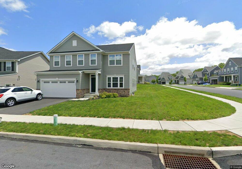 5021 Sweet Meadow Ct, Macungie, PA 18062 - photo 1