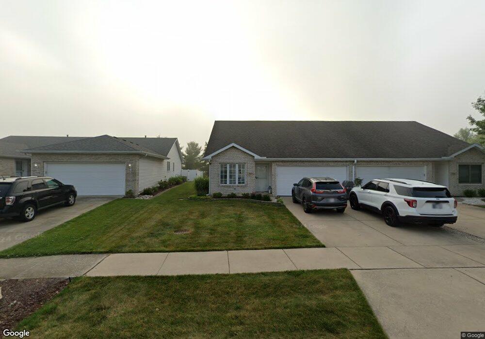 737 Blue Jay Way, Dyer, IN 46311 - photo 1