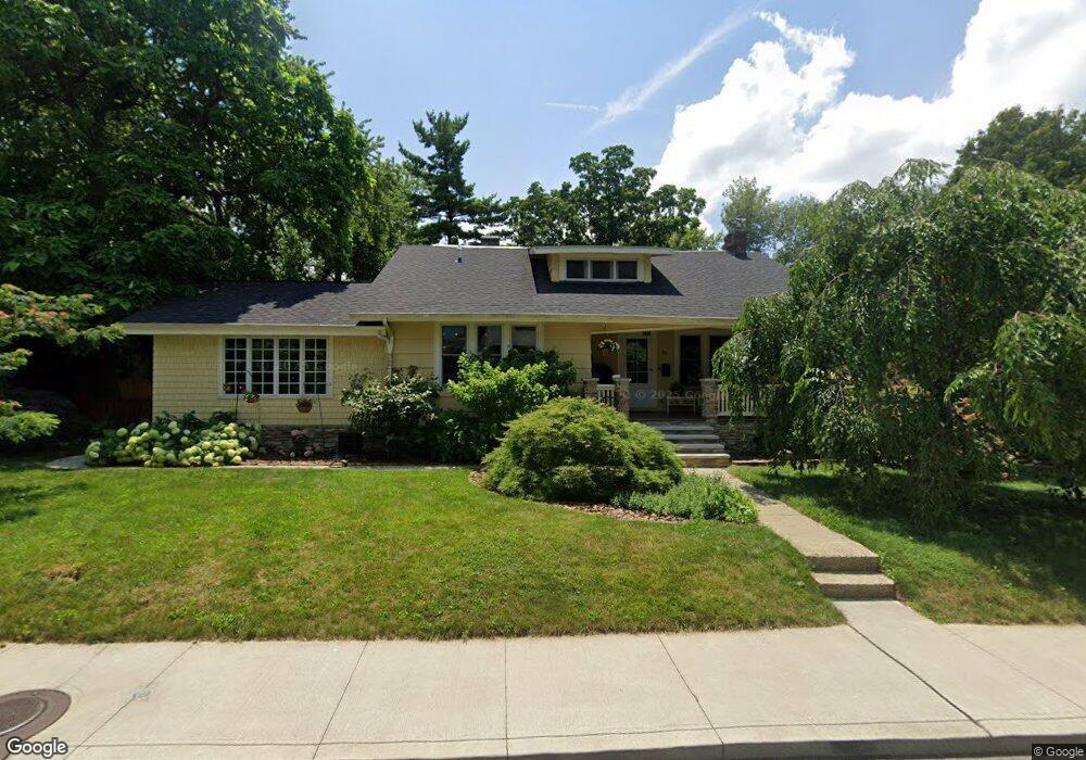 83 W Kenworth Rd, Columbus, OH 43214 - photo 1