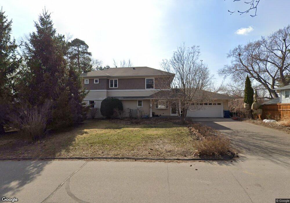 5234 Forest Rd, Minnetonka, MN 55345 - photo 1