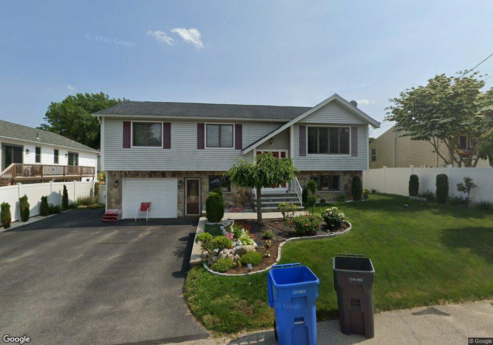 34 Hilda St, Cranston, RI 02920 - photo 1