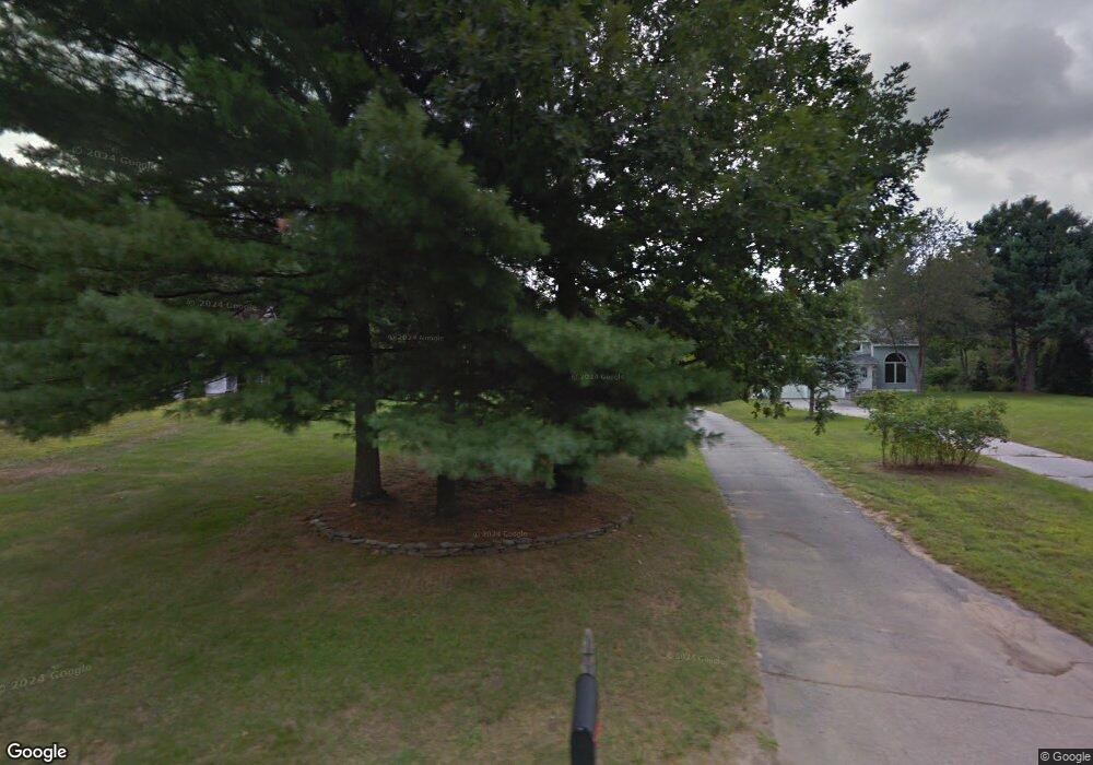 14 Woodside Dr, Londonderry, NH 03053 - photo 1