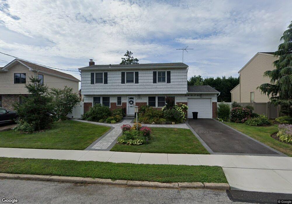 2502 Navy Place, Bellmore, NY 11710 - photo 1