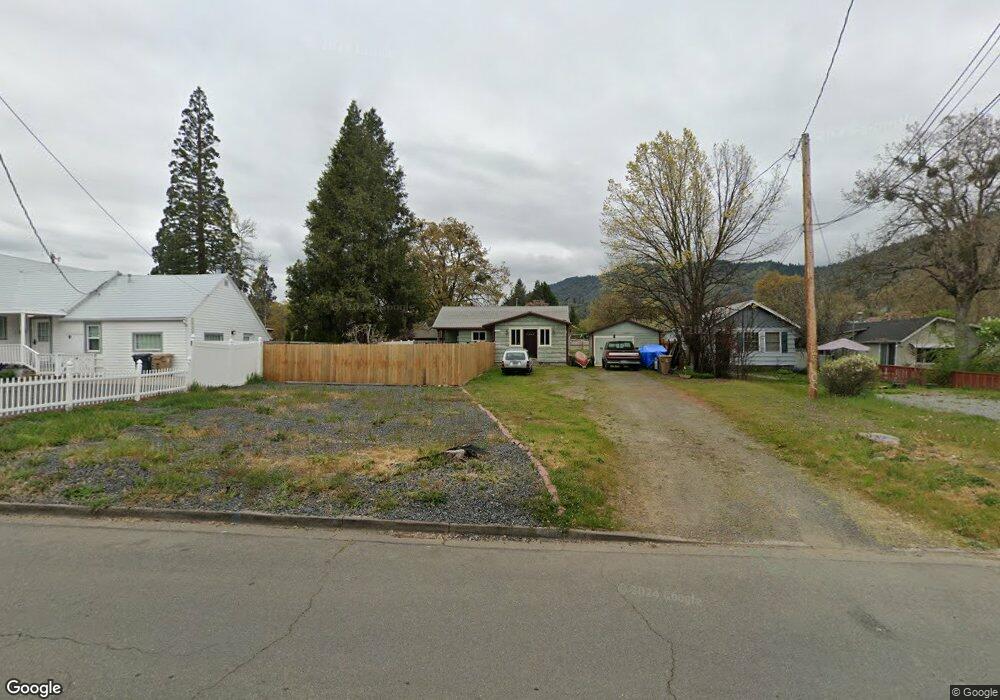 1012 NE Madrone St, Grants Pass, OR 97526 - photo 1