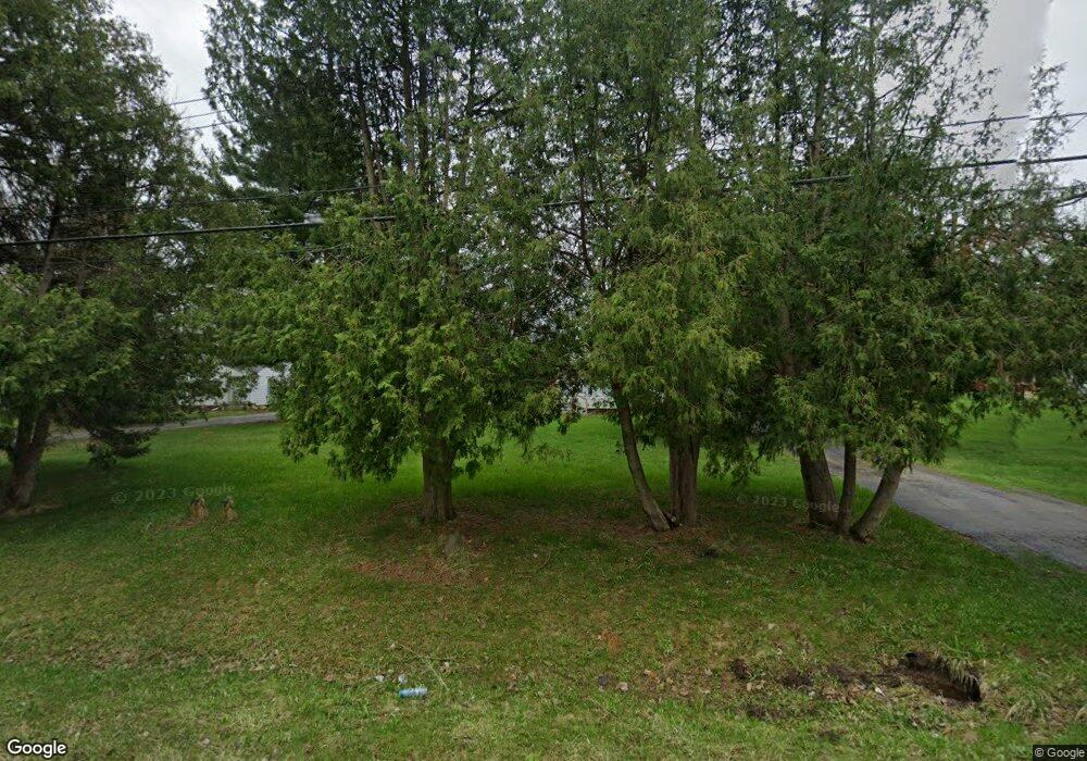 3351 W Carpenter Rd, Flint, MI 48504 - photo 1