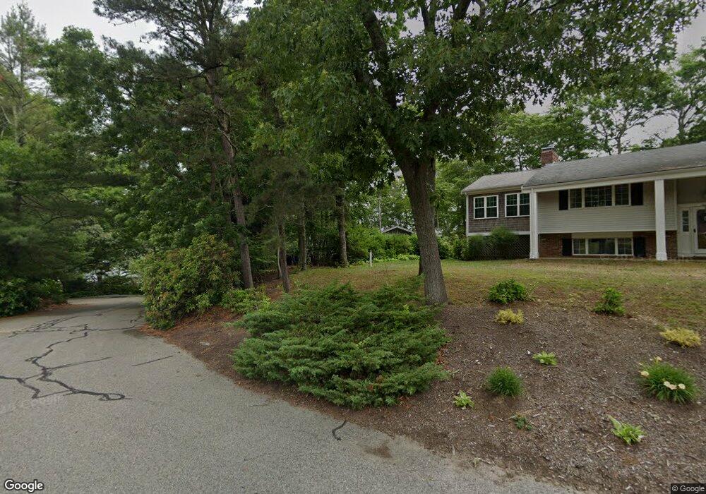 18 Quamhassett Rd, Bourne, MA 2532 - photo 1