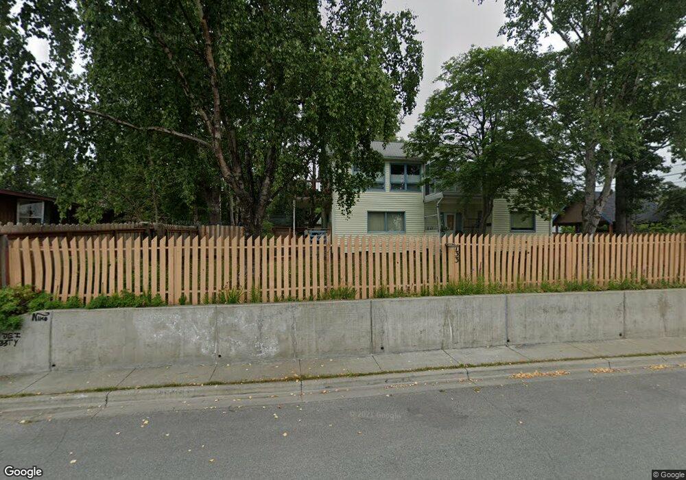 733 W 16th Ave, Anchorage, AK 99501 - photo 1