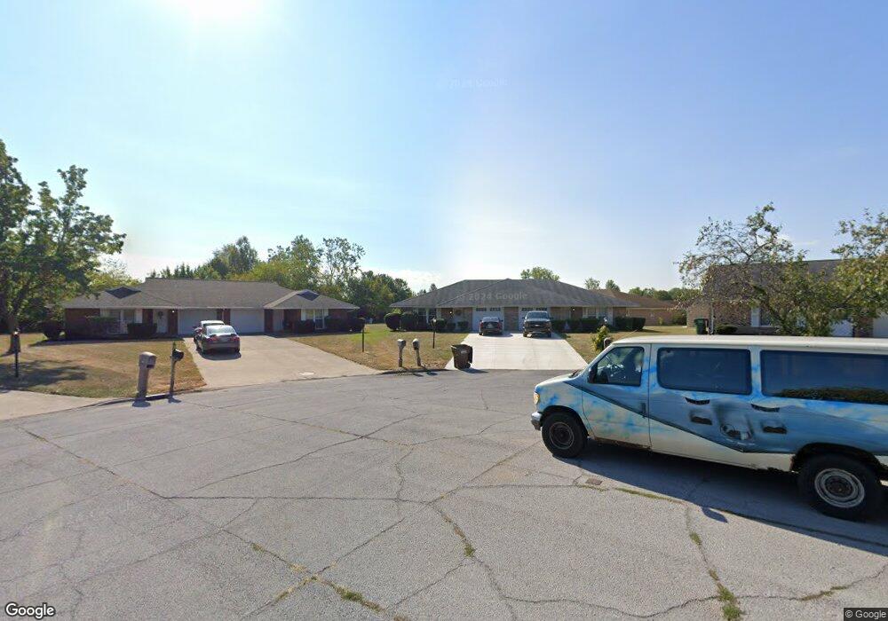 2032 Brookhaven Dr unit 1, Lima, OH 45805 - photo 1