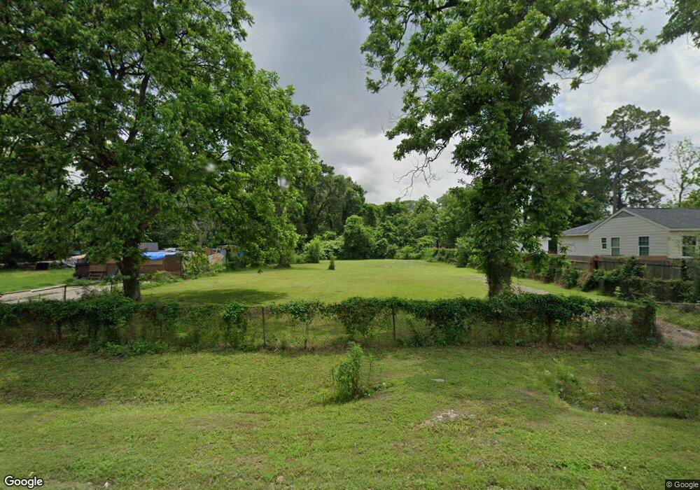 7510 N Finch Cir, Houston, TX 77028 - photo 1