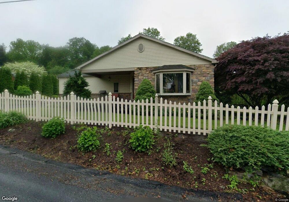 2648 Grove St, Slatington, PA 18080 - photo 1