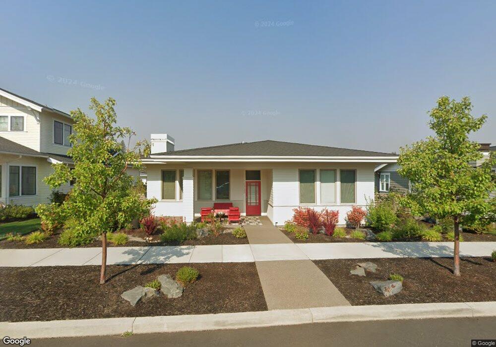 1733 NW Fields St, Bend, OR 97703 - photo 1