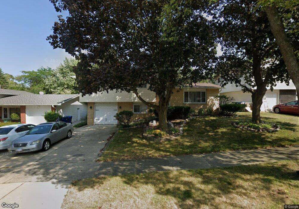 2605 Roberts Ave, Waukegan, IL 60087 - photo 1