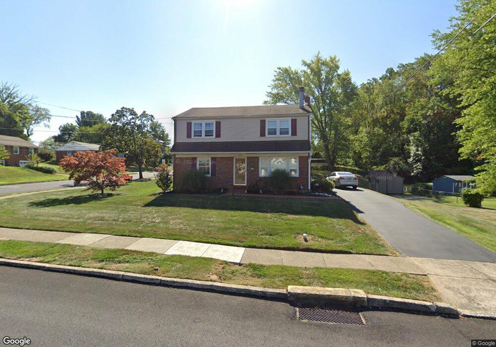 4894 Jackson Dr, Brookhaven, PA 19015 - photo 1