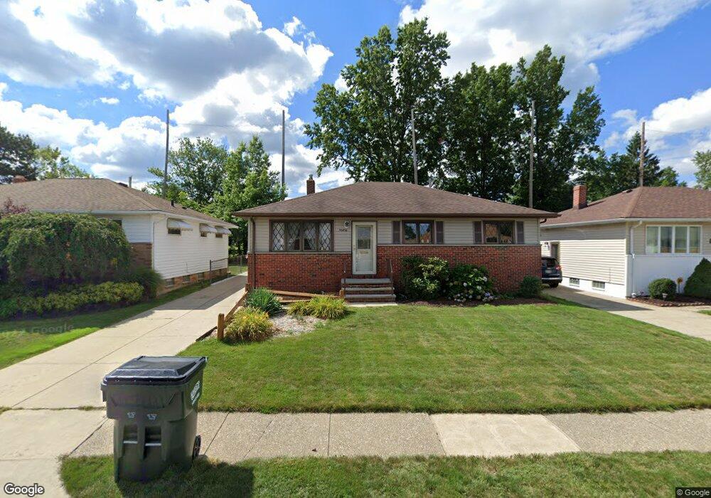 30876 Roosevelt Rd, Wickliffe, OH 44092 - photo 1