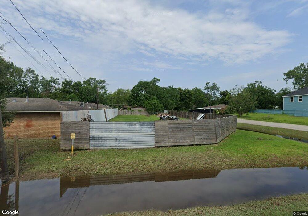 7901 Hirsch Rd, Houston, TX 77016 - photo 1