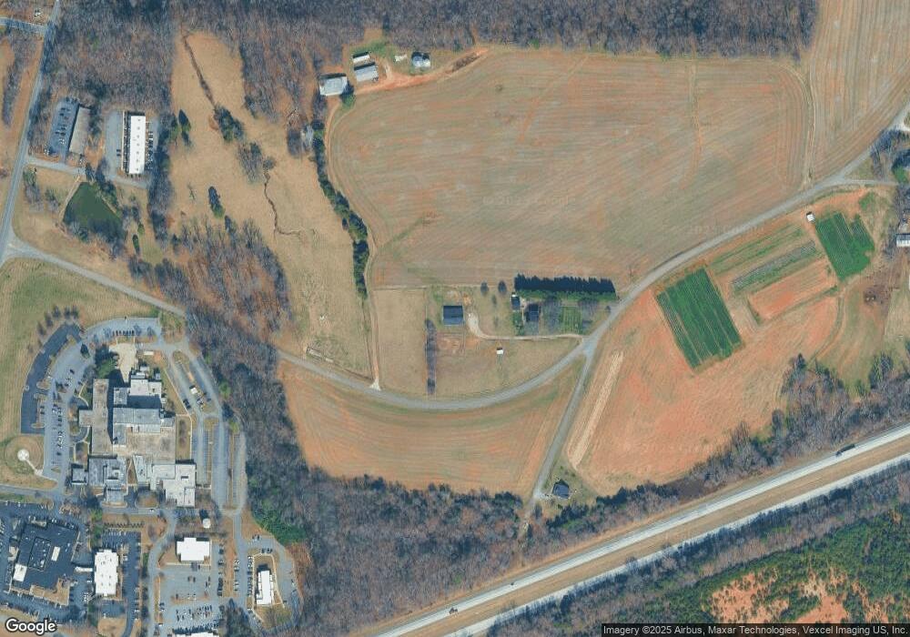 199 Beaver Farm Rd, Statesville, NC 28625 - photo 1