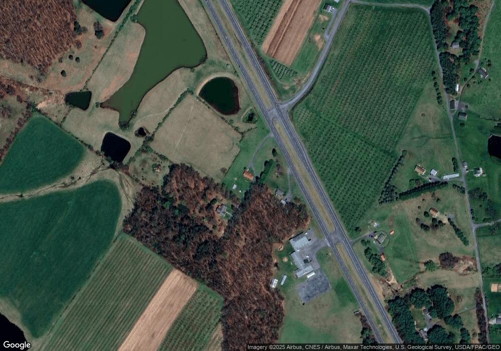 9443 N Frederick Pike, Cross Junction, VA 22625 - photo 1