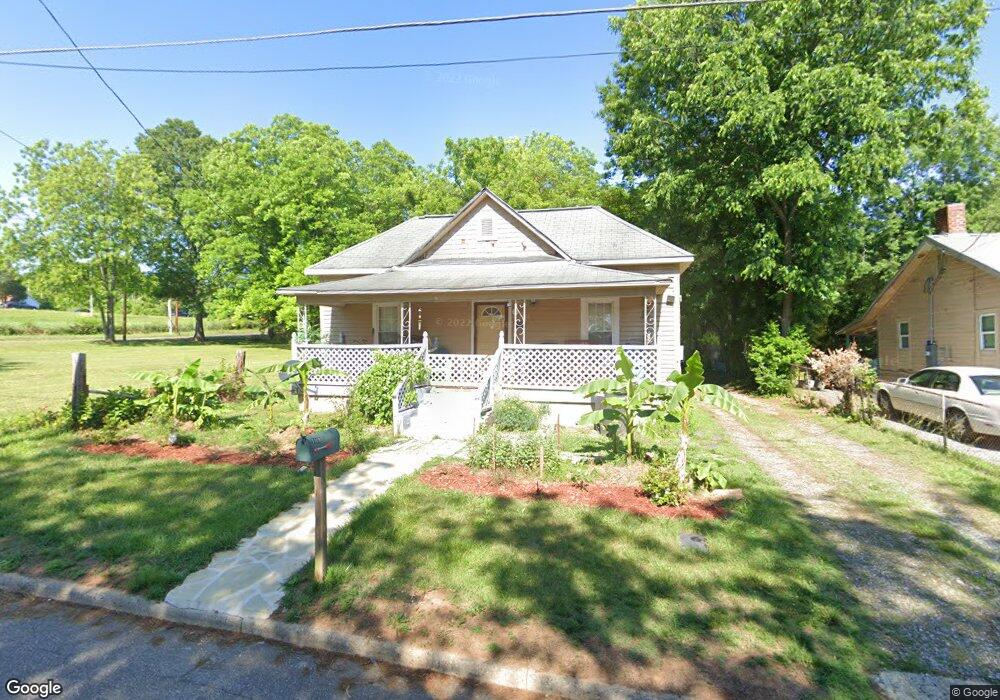 1009 8th St, Statesville, NC 28677 - photo 1