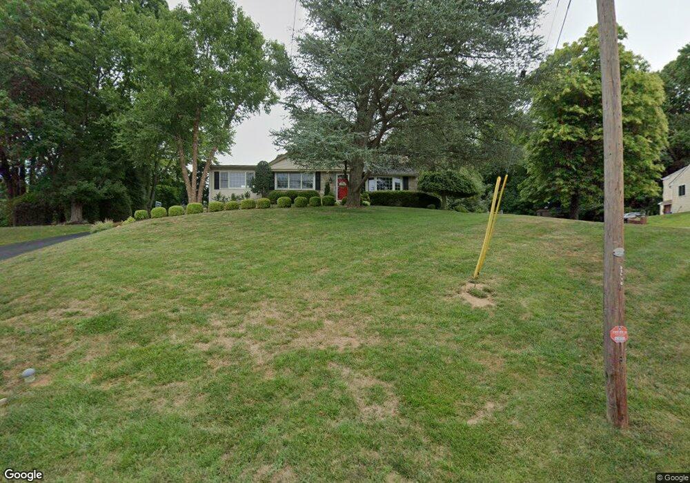 805 Ellis Ave, Newtown Square, PA 19073 - photo 1