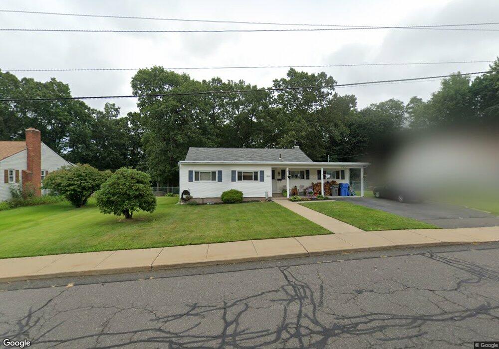 11 Brent Rd, Manchester, CT 06042 - photo 1