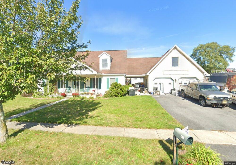 208 Barnett St, New Bloomfield, PA 17068 - photo 1