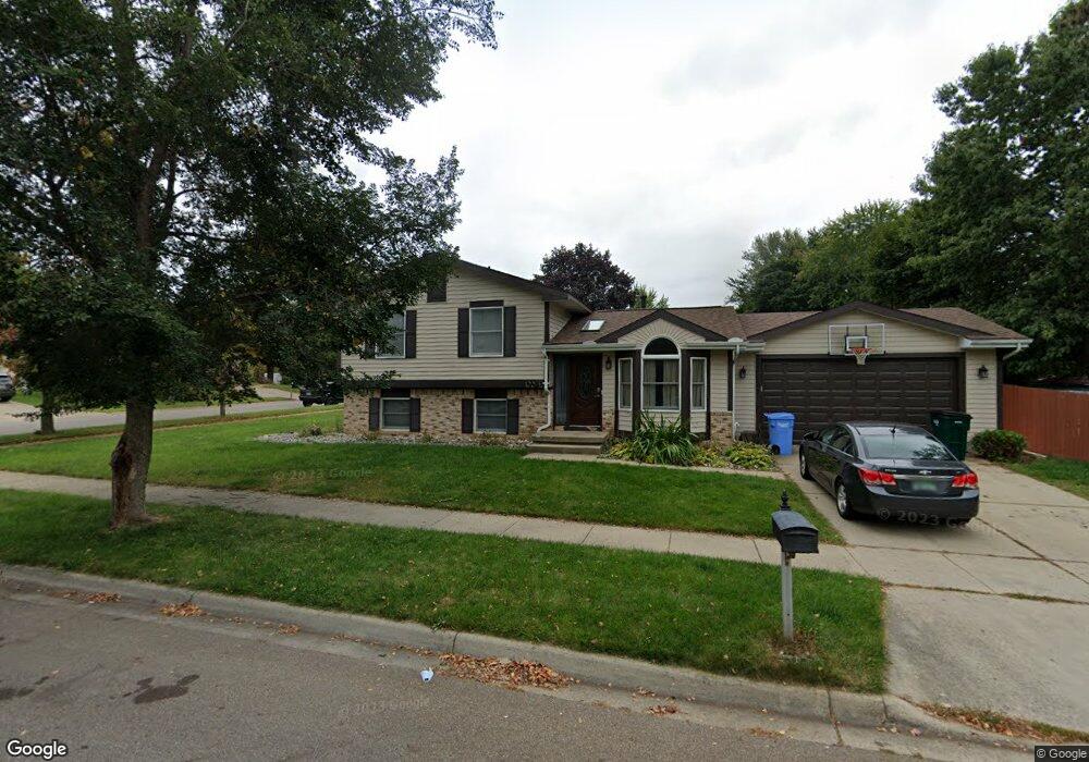 100 E Claremore Dr, Lansing, MI 48911 - photo 1