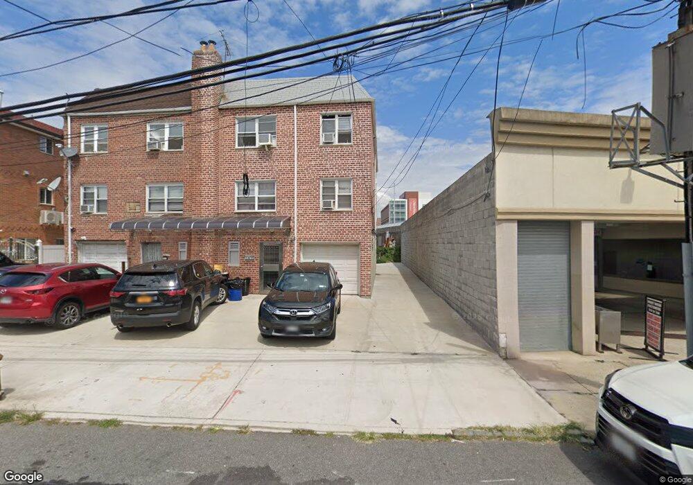 13821 58th Ave, Flushing, NY 11355 - photo 1