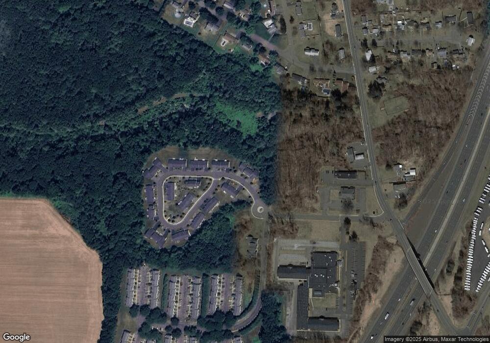 6 Woodridge Dr unit 3, Windsor Locks, CT 06096 - photo 1