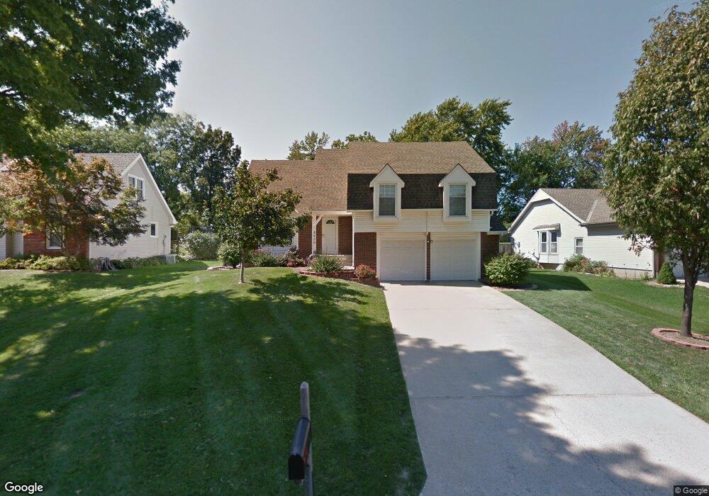 8630 Alden St, Lenexa, KS 66215 - photo 1