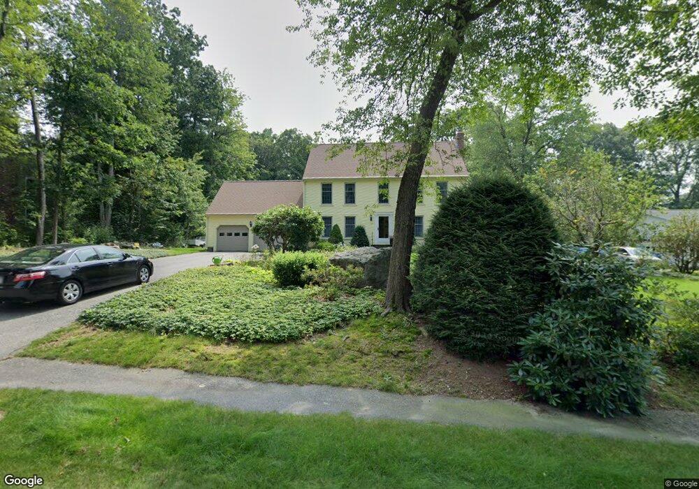 152 Pilgrim Dr, Holden, MA 01520 - photo 1