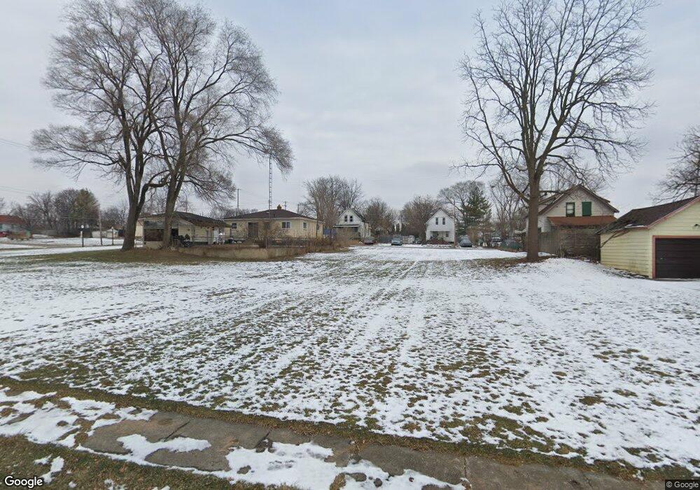 520 McAras Ct, Flint, MI 48504 - photo 1