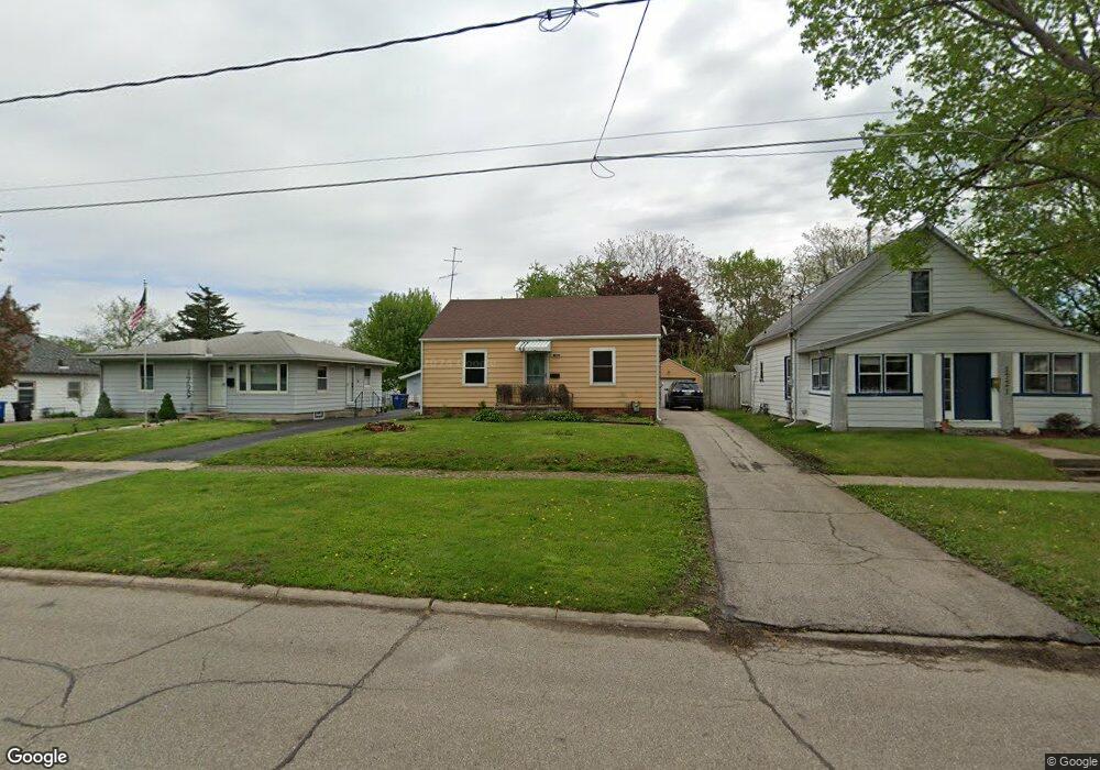 1723 E 23rd St, Des Moines, IA 50317 - photo 1