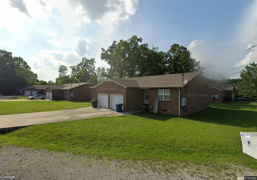 206 Fox Creek Ct, Manchester, TN 37355 - photo 1