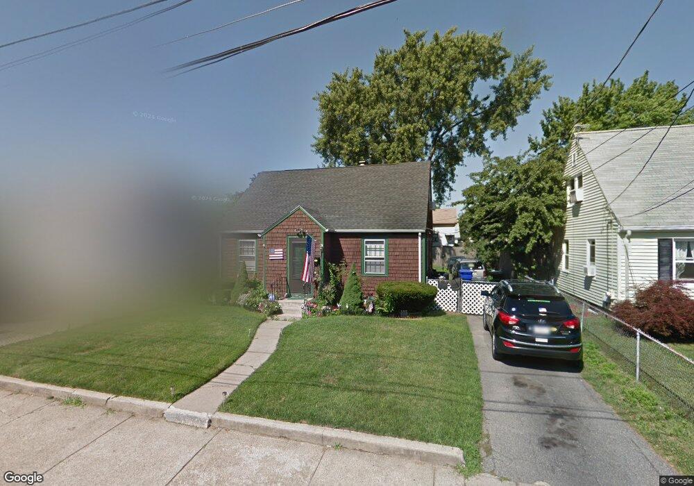 12 Farnum St, Pawtucket, RI 02861 - photo 1