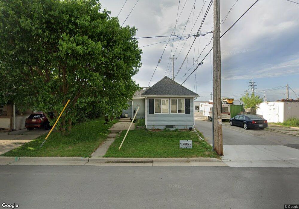 12418 W Fairmount Ave, Butler, WI 53007 - photo 1