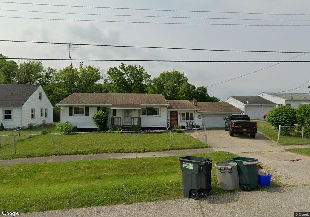 1296 E Kurtz Ave, Flint, MI 48505 - photo 1