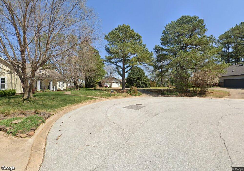 88 W 26th Cir, Fayetteville, AR 72701 - photo 1