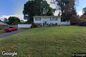 20 Canaan St, Luray, VA 22835