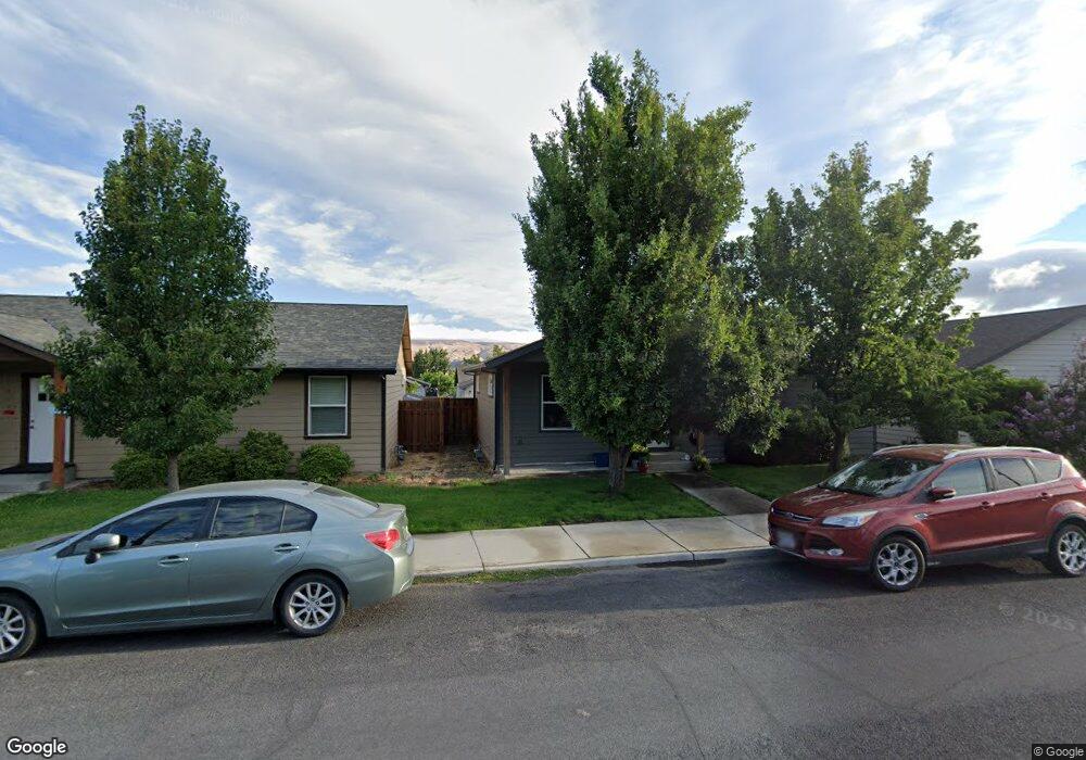 1429 E 12th St unit 7, the Dalles, OR 97058 - photo 1