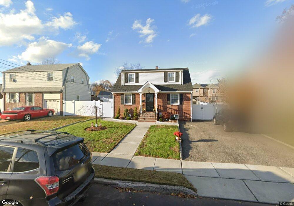 79 Hillman Dr, Elmwood Park, NJ 07407 - photo 1