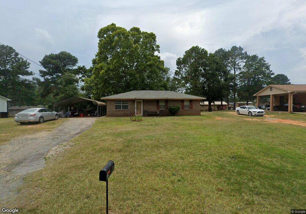 150 Bradley Cir, Barnesville, GA 30204 - photo 1