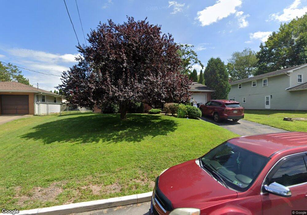 553 Allen St, Hazleton, PA 18202 - photo 1